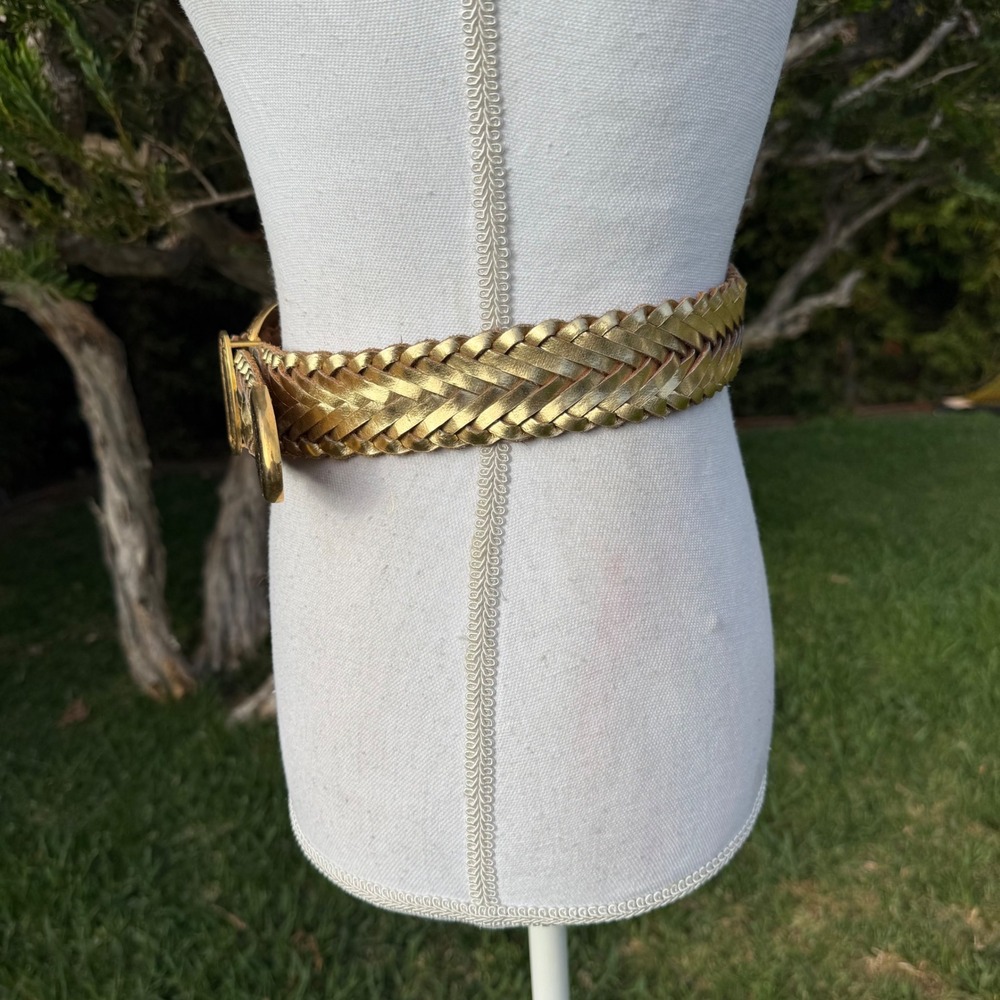 Lady Captiva Metallic Gold Braided Leather Belt Western Engraved Buckle Size M - Picture 3 of 10